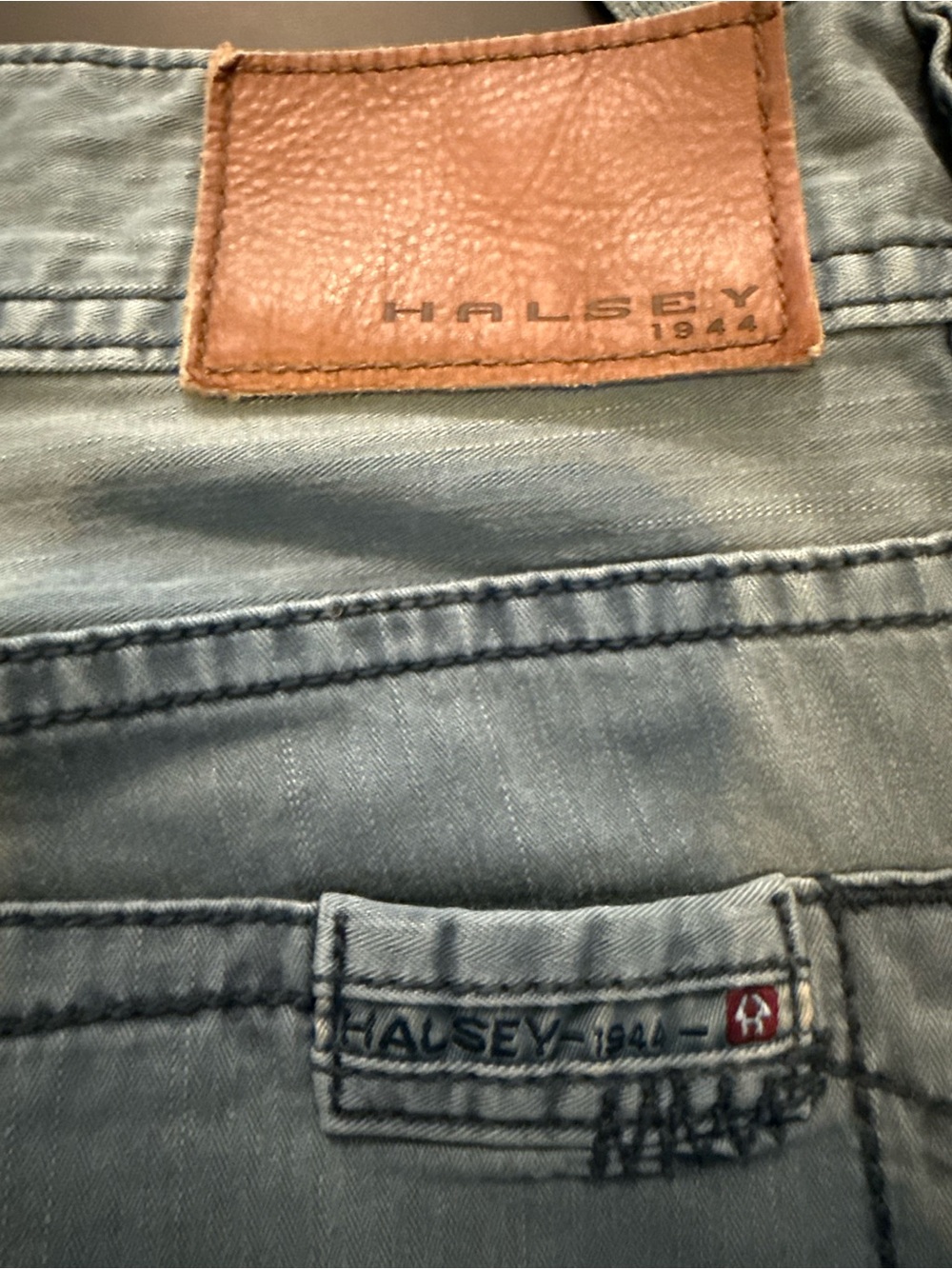 Halsey Men's dusty blue jeans 34W